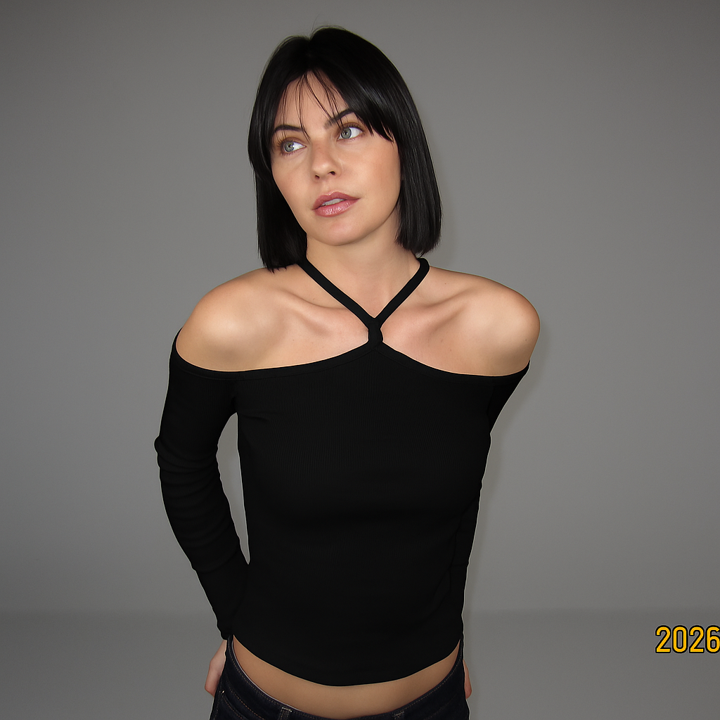 Axis Top in Black