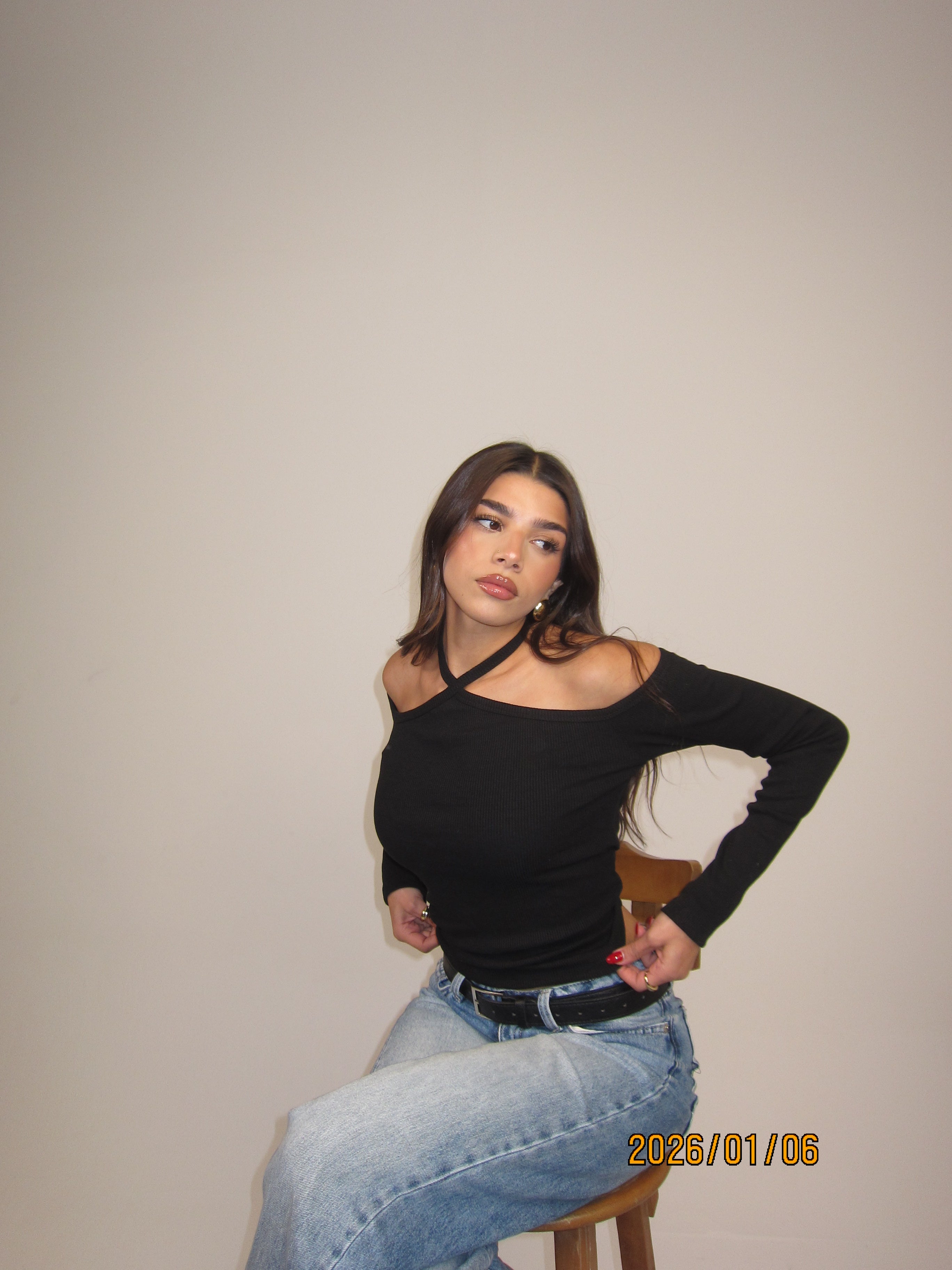 Axis Top in Black